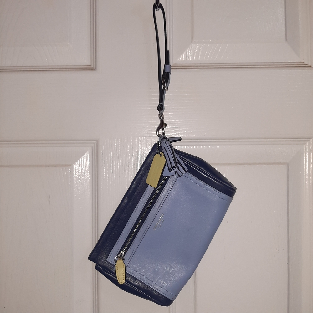 Coach Legacy Clutch Wrislet